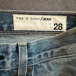 Rag & Bone Jean Blue Wash size 28